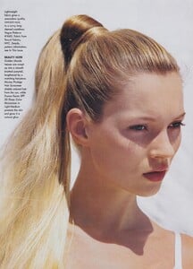 Summer_Weber_US_Vogue_June_1996_01.thumb.jpg.7698cda1636dcf1c814443bff0c65924.jpg
