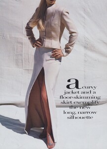 Summer_Weber_US_Vogue_June_1996_03.thumb.jpg.2a03dc5bd1d2bc6f5269739cbf246353.jpg