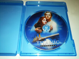 Titanic-Extended-Cut-Blu-Ray-Disc.thumb.jpg.1123cddf1a4b1c0093f2e26c236a44dd.jpg