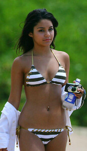 VHbikinicandid0017.jpg