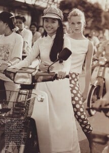 Vietnam_Weber_US_Vogue_June_1996_04.thumb.jpg.23f534f8c8c3a4dc56ba30167946c5a0.jpg