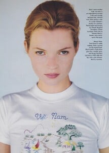 Vietnam_Weber_US_Vogue_June_1996_06.thumb.jpg.e1803feccc2c79539d347d081b780259.jpg