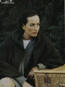 Woods_Maser_US_Vogue_November_1992_05.thumb.jpg.882a9b875343e454487294c5ac75ad62.jpg