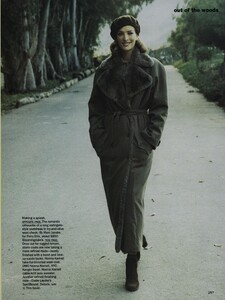 Woods_Maser_US_Vogue_November_1992_08.thumb.jpg.983d68a8d2685b91c7c28580f1e1df1a.jpg