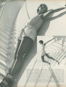 Young_Parkinson_US_Vogue_January_15th_1969_19.thumb.jpg.c2651c16ea54e32755274a850a9d8933.jpg