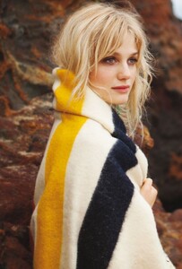 alison-sudol-images-gallery.jpg