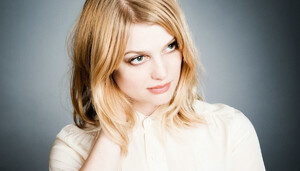 alison-sudol.jpg