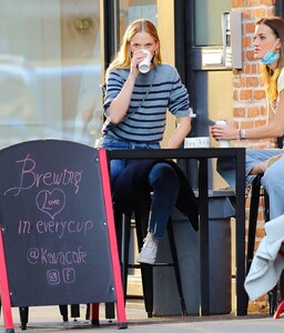 anne-vyalitsyna-out-for-coffee-at-the-kava-in-new-york-10-23-2020-10.jpg