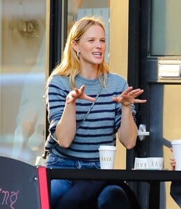 anne-vyalitsyna-out-for-coffee-at-the-kava-in-new-york-10-23-2020-2.jpg