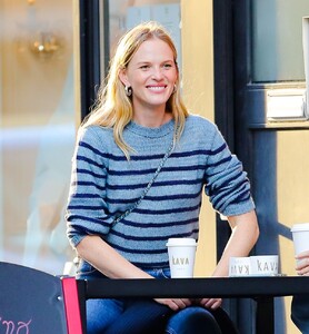 anne-vyalitsyna-out-for-coffee-at-the-kava-in-new-york-10-23-2020-6.jpg