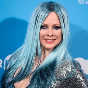 avril-lavigne-2019-unicef-masquerade-ball-in-west-hollywood-5.jpg