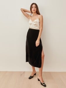 baylee-skirt-black-3.jpg