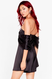 black-v-bar-drape-sleeve-playsuit.thumb.jpeg.20d3c077735eca390314458e41b2a587.jpeg