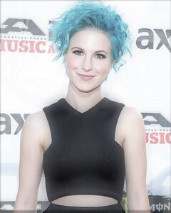 blue-hayley-is-best-hayley.jpg