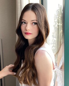 bridgetbragerhair_127059265_3543751162412387_1179448578207154077_n.jpg