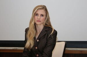 brit-marling-the-oa-part-ii-press-conference-in-la-03-13-2019-9.jpg