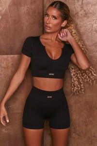bt0036_bt0040_2_in-charge-run-for-it-black-ribbed-short-sleeve-crop-top-shorts-sportswear-set.jpg