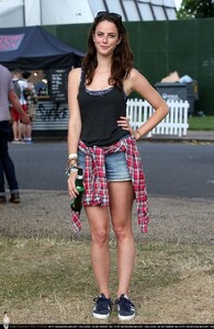 e7dd3920b256890804a657ba32cd2a39--latest-fashion-news-festival-style.jpg
