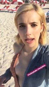 emma-roberts-social-media-12-14-2017-3.jpg