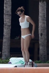 emma-watson-relaxes-in-a-white-bikini-during-her-vacation-in-cabo-san-lucas-mexico-040619_17.jpg