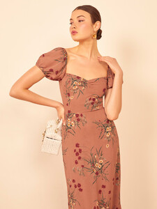 farrow-dress-queen-3.jpg