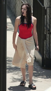 hailee_steinfeld_14.jpg