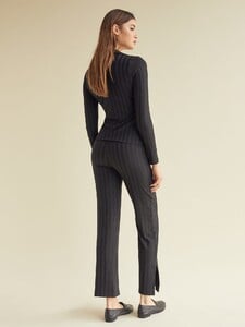 hana-two-piece-black-3.jpg