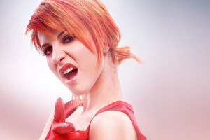 hayley-williams_00344664.jpg