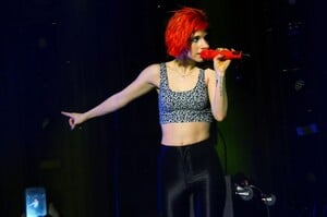 hayley_by_oneeyedollar_dbkhtul-fullview.jpg