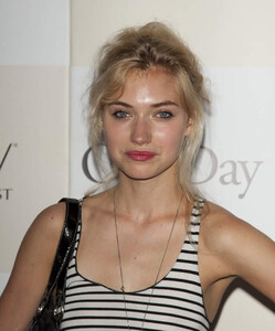 imogen-poots-48.jpg