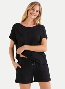 juvia-shorts-110-front-5de679ec558b1-sm.jpg