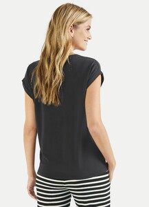 juvia-t-shirt-110-rear-5de67a4e19c1a-sm.jpg