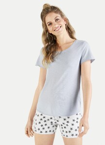 juvia-t-shirt-812-front-5ccad5f89e29e-sm.jpg