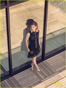 kate-mara-haute-living-01.jpg