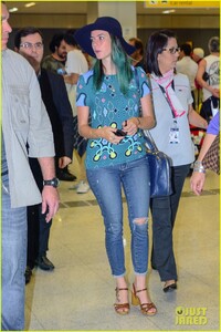 kaya-scodelario-blue-hair-maze-runner-16.jpg