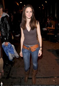 kaya-scodelario.jpg
