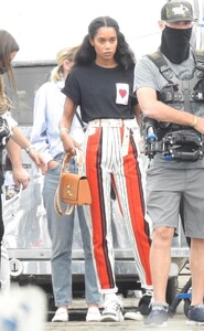 laura-harrier-at-a-photoshoot-at-malibu-pier-11-19-2020-6.jpg