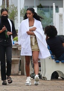 laura-harrier-on-the-set-of-her-new-movie-at-malibu-pier-in-los-angeles-10-26-2020-7.jpg