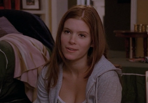 movie-pic_002_188_kate-mara_urban-legends-bloody-mary.png