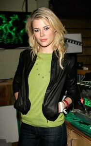 rachael-taylor-46.jpg