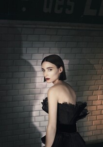 rooney-mara-givenchy-linterdit-eau-de-toilette.jpg