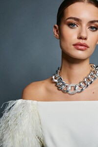 silver-plated-chunky-statement-necklace.thumb.jpeg.9351bd5ded8dca057cb91b2ef8bf1eb9.jpeg