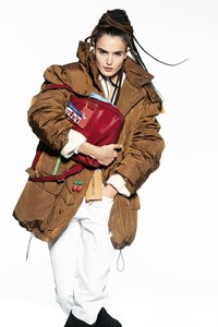 tendenze-moda-inverno-2020-piumini-donna-giaccone-max-mara-1606137722.jpg