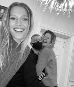 tonigarrn_126264521_715850985710066_1174381635423710871_n.thumb.jpg.3a8e7e5e1b6850c1d10fc02c2c6eac30.jpg