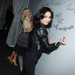 vanessa_hudgens_on_aol_build_new_york-ny030.jpg