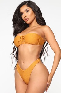 02-07-20_Studio_2_BR_LE_12-42-43_36__BY1011_Camel_P_59659_EH_1414x2121.jpg