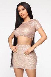 05-01-19_Studio_2_MA_14-05-09_27_1715SET_RoseGold_24559_CROP_MZ_MZ_1414x2121.jpg