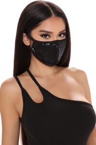 05-15-20Studio2_PA_BJ_15-21-39_Masks_0661_WG_1414x2121.jpg