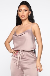 05-24-19_Studio_2_MS_11-44-56_42_CH20367_Mauve_12672_JD_1414x2121.jpg
