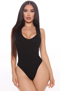 06-19-20Studio2_JP_SD_13-34-27_23_3554RY_Black_5936_KL_1414x2121.jpg